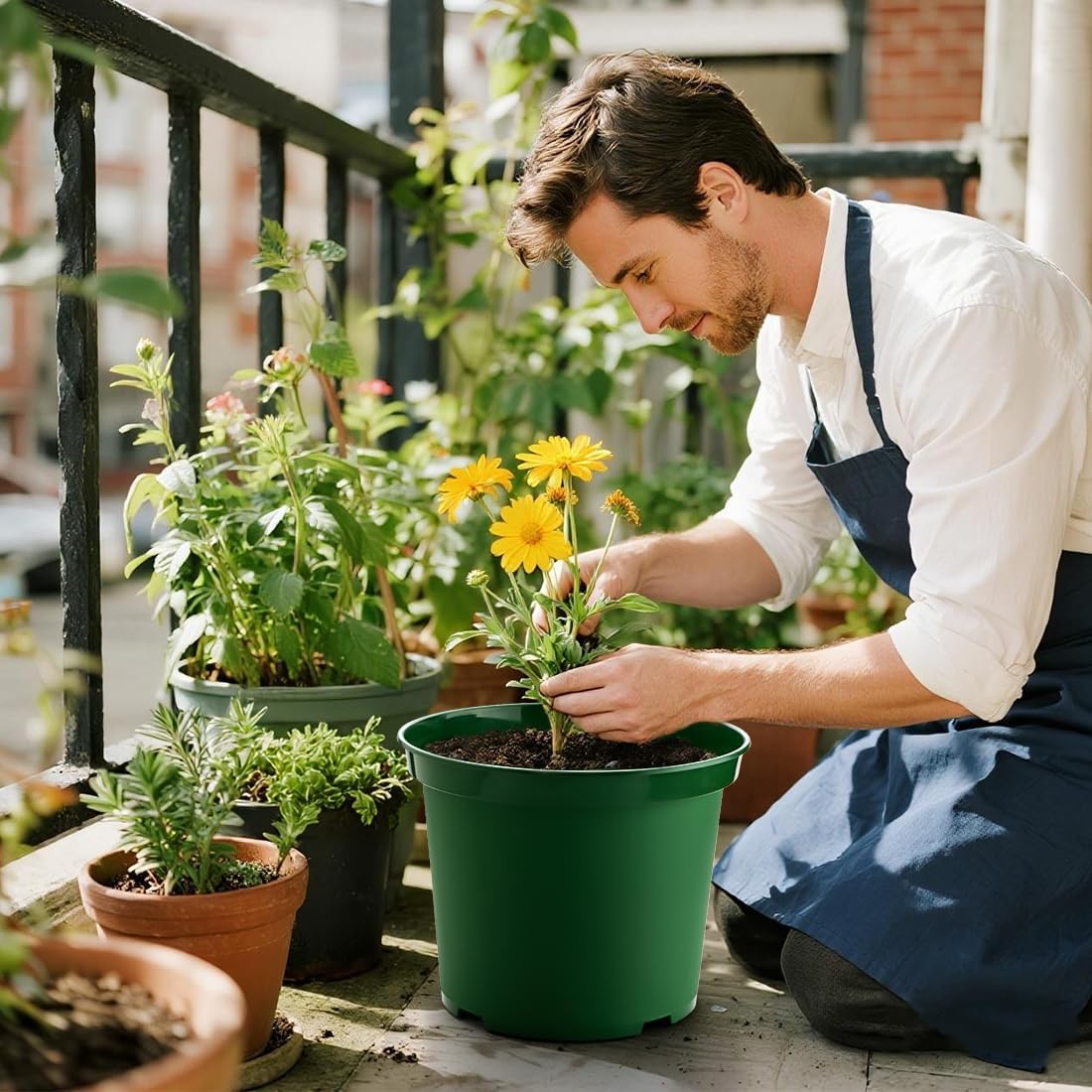 3 Gallon Plastic Nursery Pots, 10 Inch Round Plant Pots with Drainage Holes, 10 Pack Planting Pot for Outdoor Indoor Plants, Gardening Gifts for Women, Green