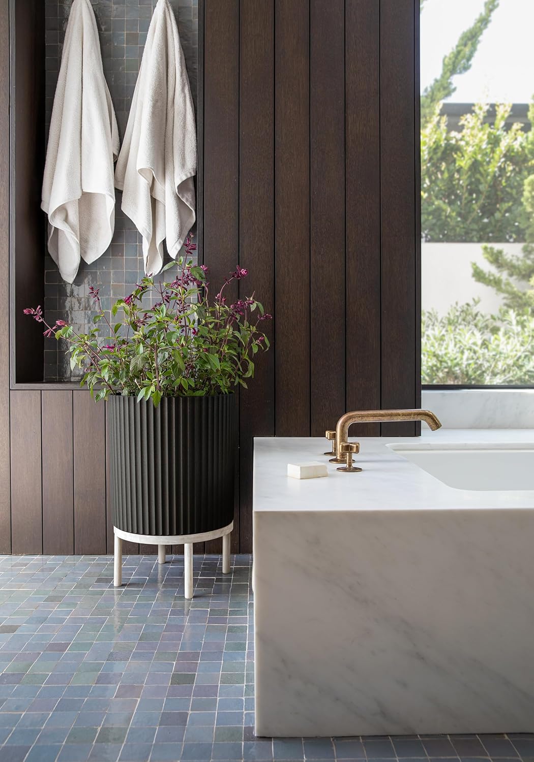 Veradek Demi Series Round Planter w/Stand for Porch/Patio | Durable Plastic-Stone Composite & Wooden Stand | Modern Décor for Tall Plants, Flowers