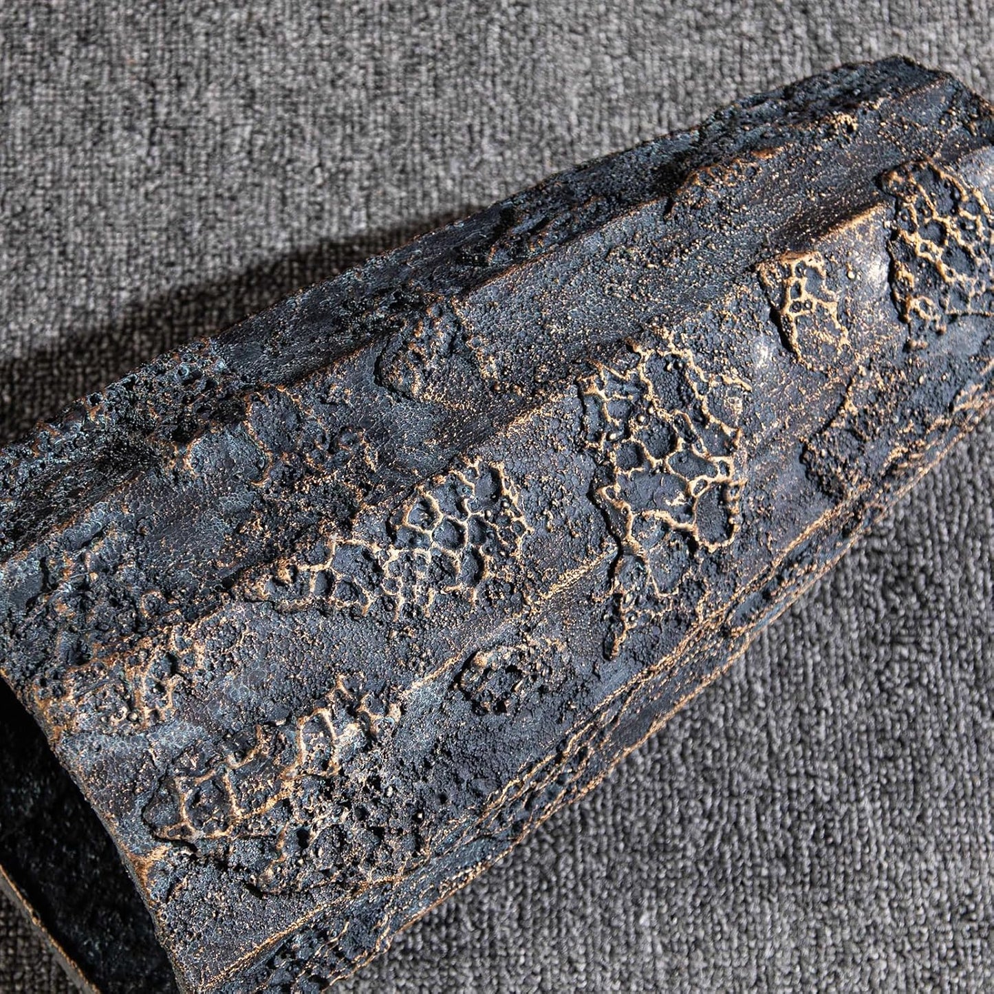 Yundu 17 & 22 inch high Concrete Plant pots Set of 2. Flower pots with Drainage Hole. Tall planters for Indoor Plants, Large planters for Outdoor Plants, Such as Garden, Patio and Front Porch Decor.