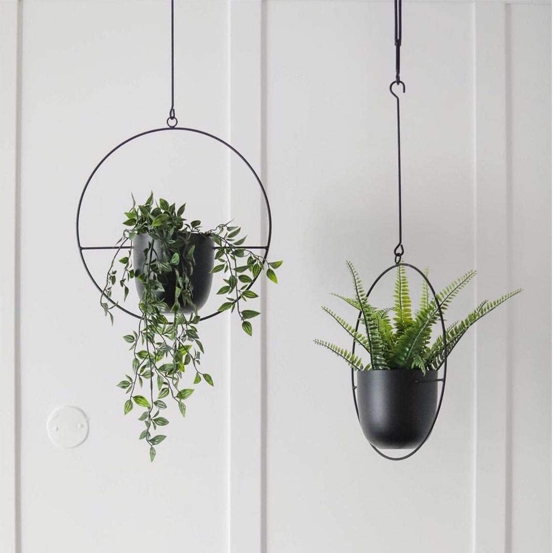2 Pcs Hanging Planters for Indoor and Outdoor Plants with Hooks and Chains, Metal Modern Wall Ceiling Planter Hangers Minimalist Flower Pot Holder Basket for Home Decor(Black)