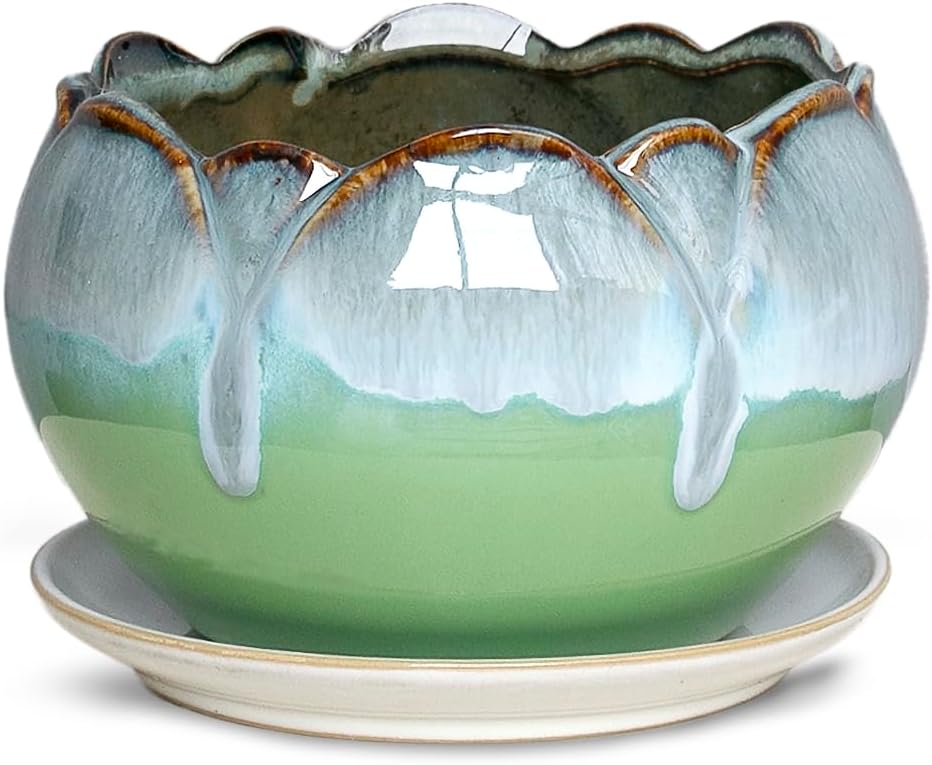 Dahlia 5.5'' Inch Rustic Drip Glazed Ceramic Planter/Succulent Pot/Plant Pot w. Saucer/Tray, Green