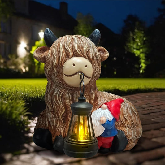 Highland Cow Gnome Solar Statues Decor - Garden Gnomes Statues Highland Cattle Mouth with Lights, Outdoor Ornaments Funny Decoration for Yard, Patio, Unique Gifts Birthday for Women, Mother Day