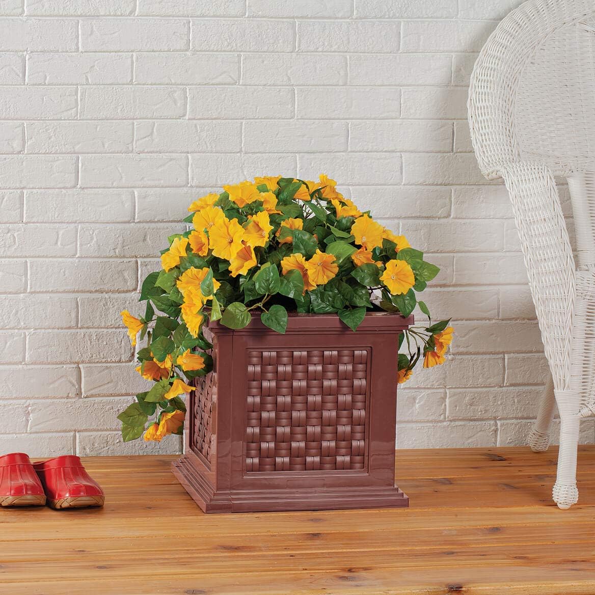 Fox Valley Traders Lightweight All-Weather Rattan-Style Planter Box - Versatile Presentation - Premium-Grade Polyethylene Material - Easy Assembly - 14.75" x 14.75" x 13.75", Brown Design