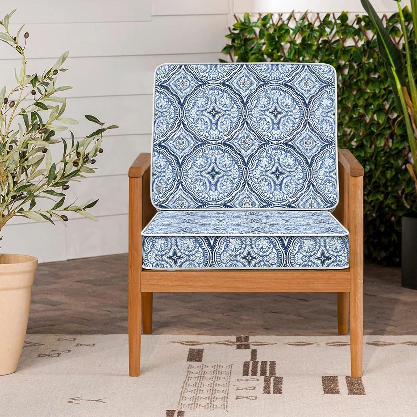 LVTXIII Patio Chair Cushions 22"x22"x3", Water-Repellent Outdoor Seat Cushions for Patio Furniture, Square Chair Pads with Ties for Home Garden Decoration, Set of 2, Medallion Blue