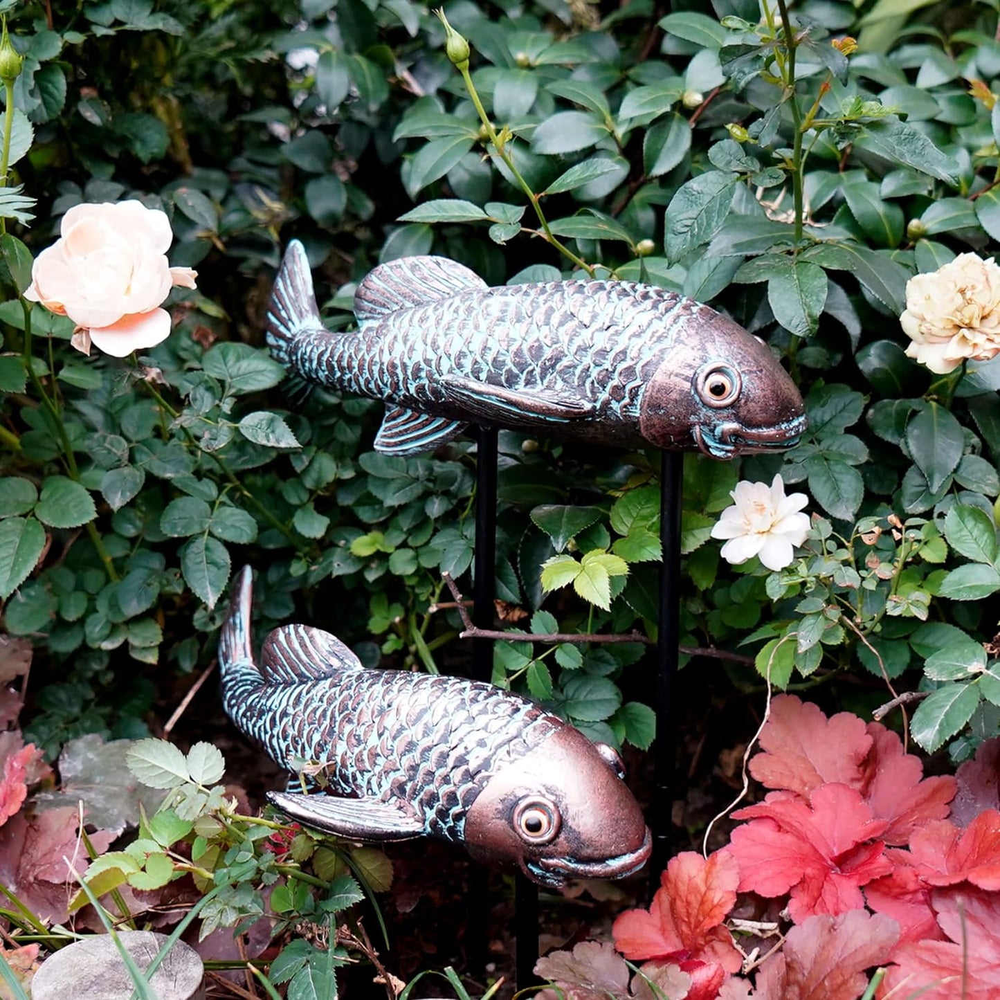 Garden Sculptures & Statues,Koi Fish Decor,Garden Fish Art,Set of 2 Antique Koi Fish Yard Art Decor for Outdoors,Patio,Yard,Lawn,Pond,Home Decoration (Bronz)