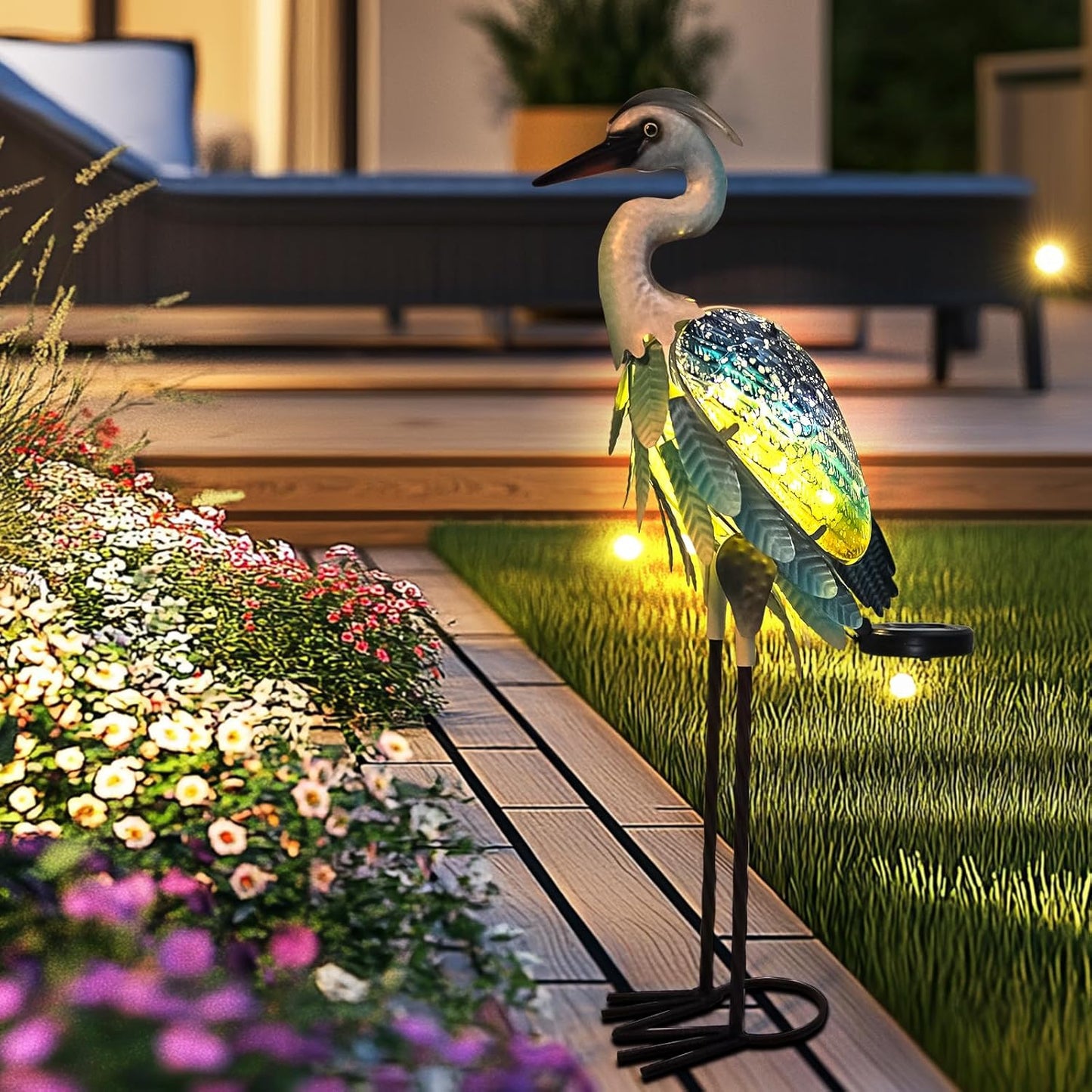HONGLAND Solar Heron Metal Crane Statue Garden Heron Sculpture, Glass Outdoor Crane Yard Art Coastal Ocean Bird Decor 24 Inch Lawn Ornament for Backyard Porch Patio Decor（Green）
