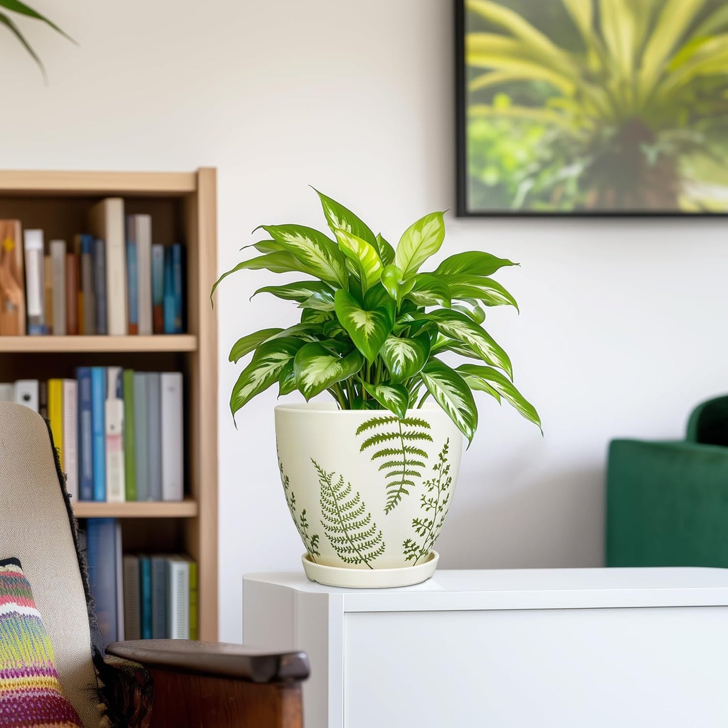 Ceramic Pot for Plants - 6.8 Inch Plant Pot Indoor with Drainage Hole and Saucer, Boho Round Planter for Indoor Outdoor Flowers, Gardening Gifts for Women Men, Garden Home Office Decor, White