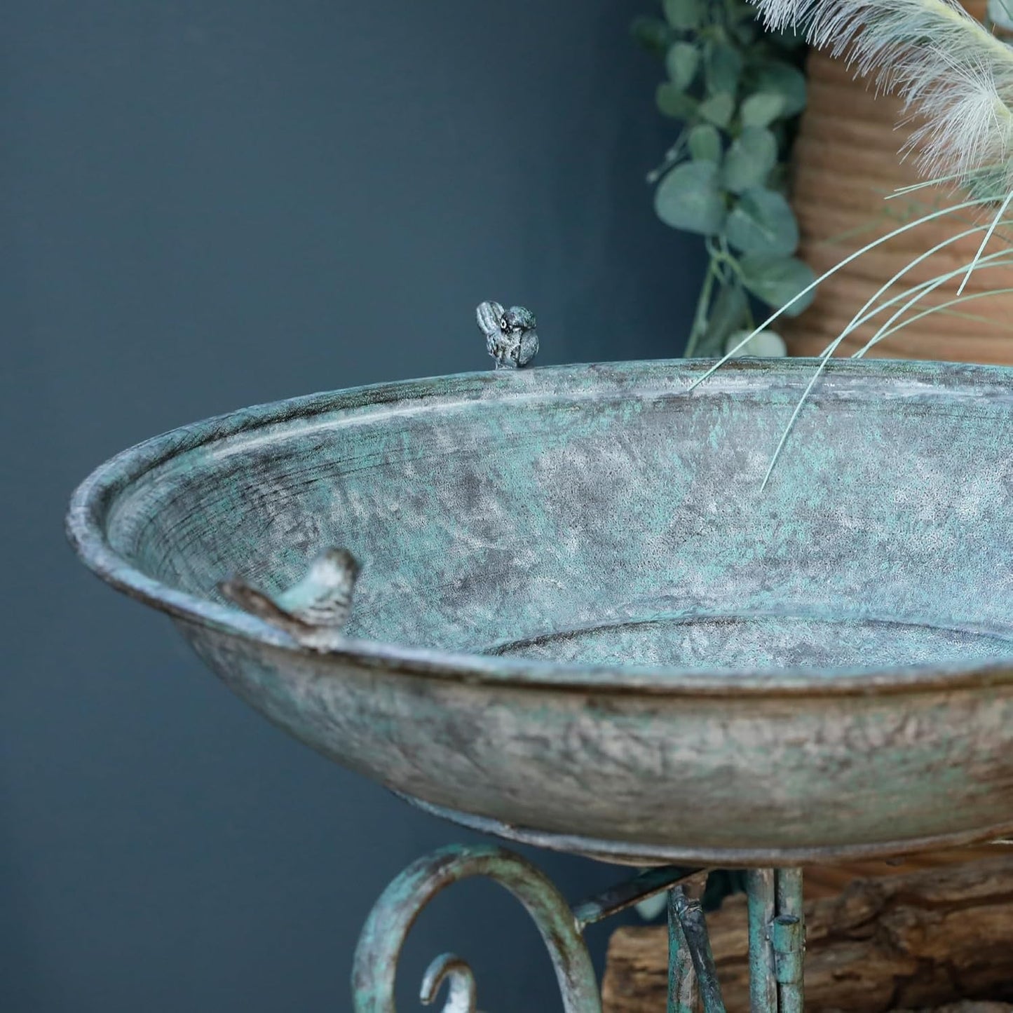 Solution4Patio 19.3" x 26.4" Vintage Metal Bird Bath for Outside - Foldable Garden Decor with Cast Iron Bird, Stable Birdbath Bowl & Feeder