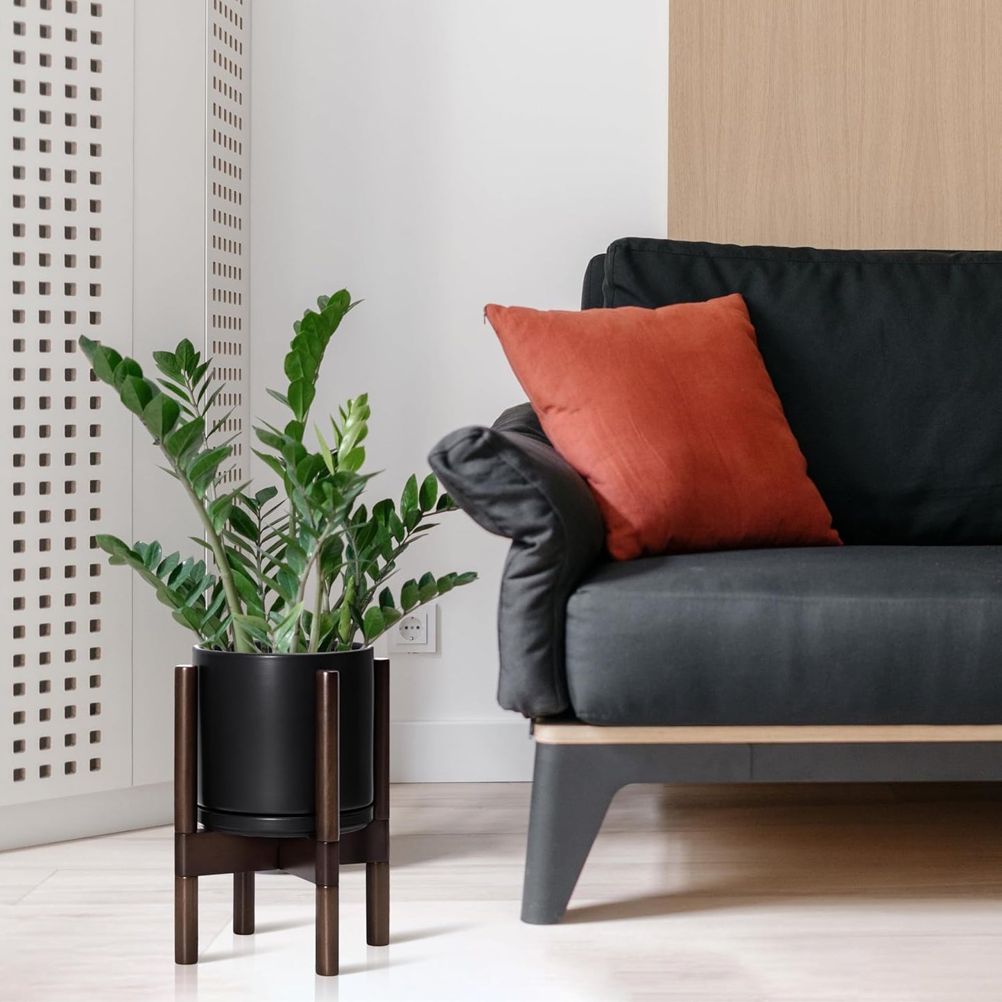 D'vine Dev Ceramic Planter with Walnut Color Stand - 8 Inch Modern Round Flower Pot with Wood Planter Holder, Black, 55-B-Y-2