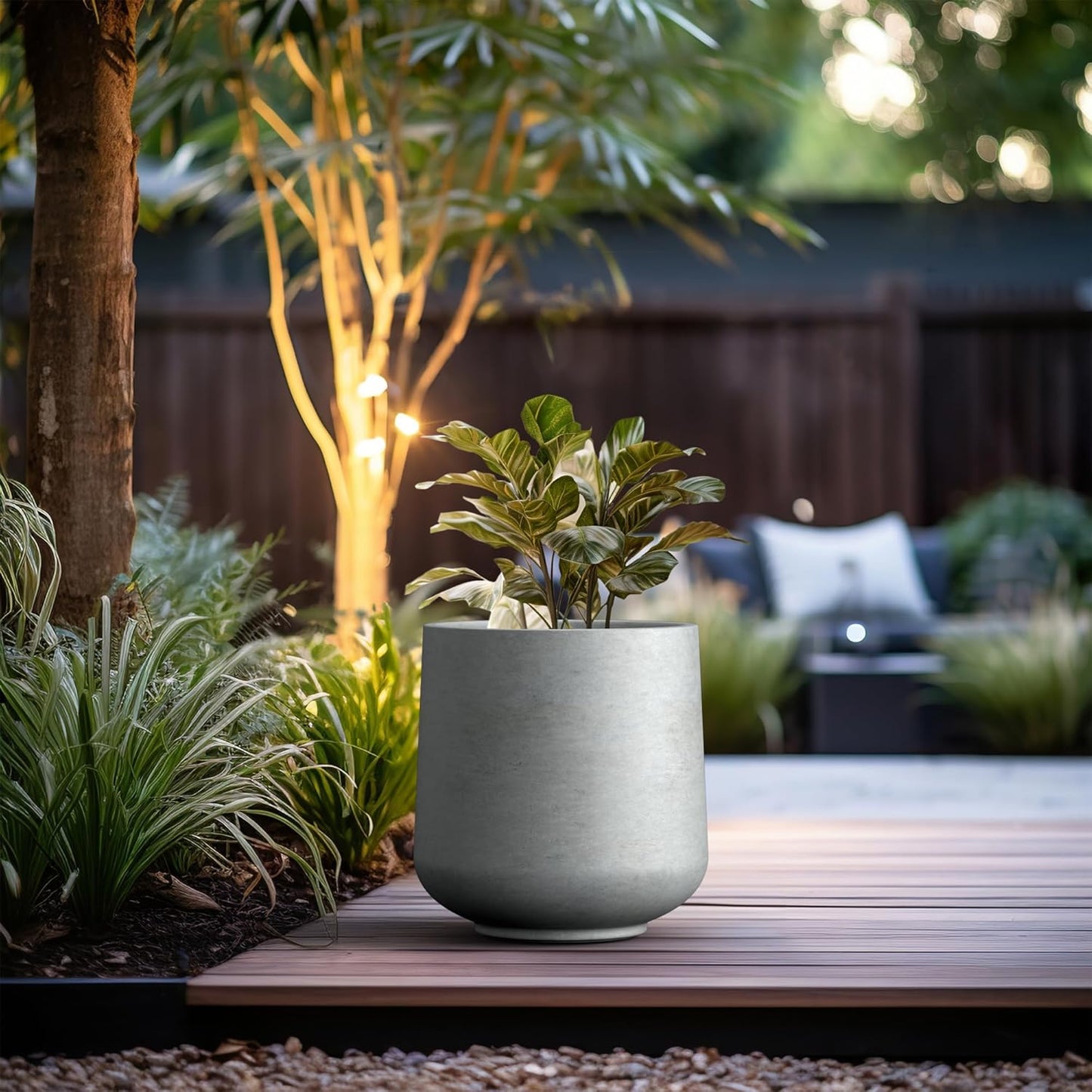 Kante 15.3" Dia Round Concrete Planter,Large Planter Pots Containers with Drainage Holes for Patio, Balcony, Backyard, Living Room