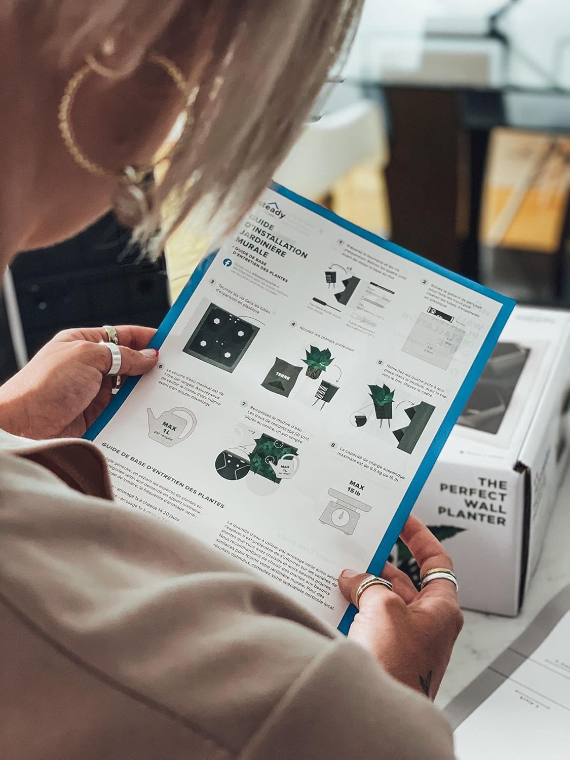 Self-Watering Wall-Mounted Planter Indoor/Outdoor Decor with 4 Pots, Easy to Use Living Wall Planters to Create Vertical Garden, Vertical Planter for Home(White)