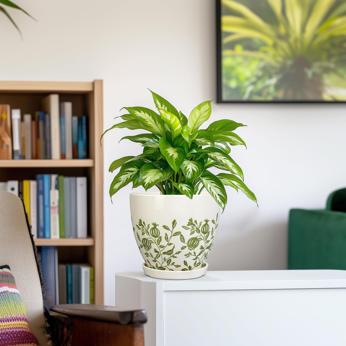 Ceramic Pot for Plants 6.8 Inch - Ceramic Plant Pot Indoor with Drainage Hole and Saucer, Round Boho Planter for Indoor Outdoor Plants, Plant Lover Gifts, Home Office Garden Decor, White