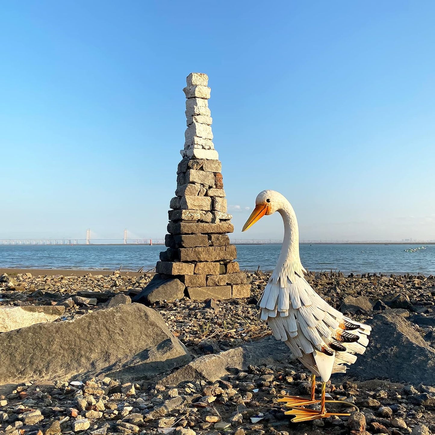 Metal Duck Garden Statue Outdoor Duck Decor Yard Art Sculpture for Home Lawn Backyard Porch Patio Decoration