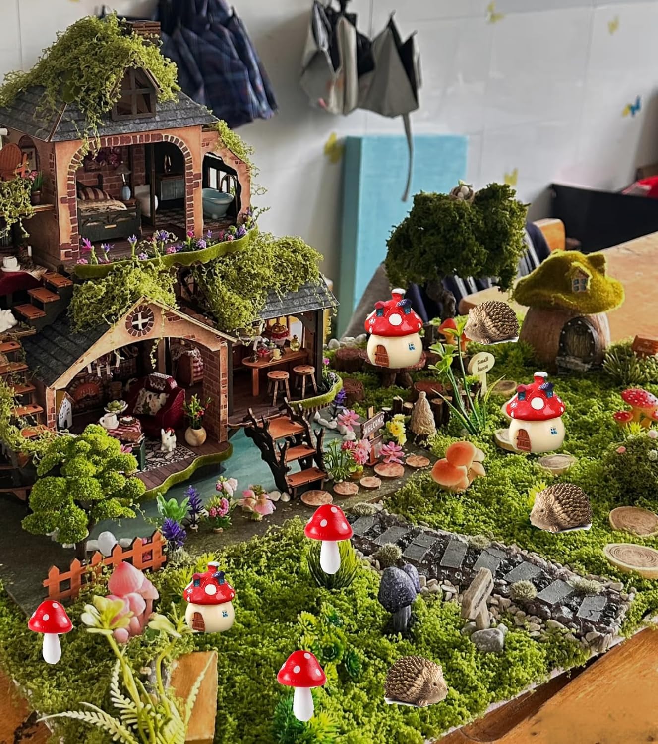8 Pieces Fairy Garden Houses Mushroom Decor Accessories,Mini Resin Animals,Garden Kit for Kids