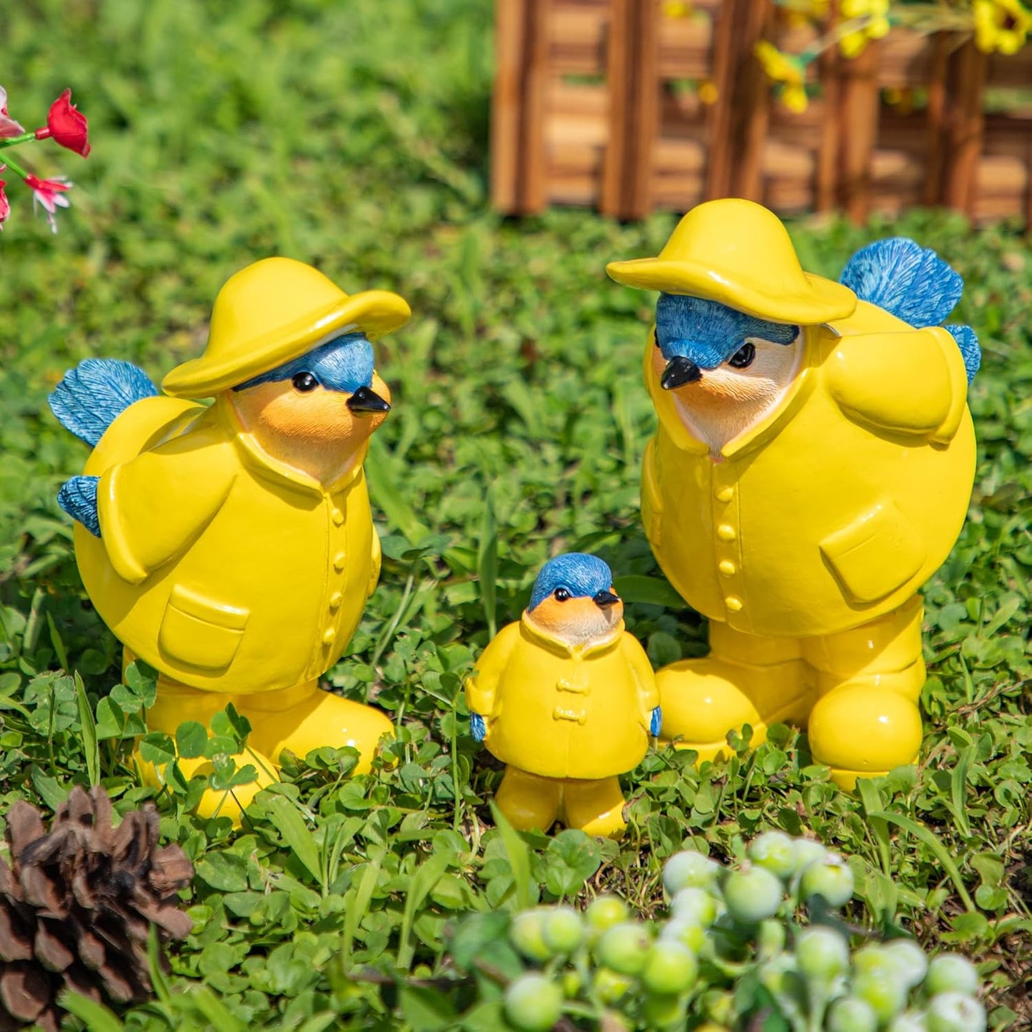 Topadorn Poppy Family Statue Home Decor Resin Sculptured Hand Painted Figurine Creative Craft Cute Decoration Gift for Kids Womens Decorative Garden Yard Room