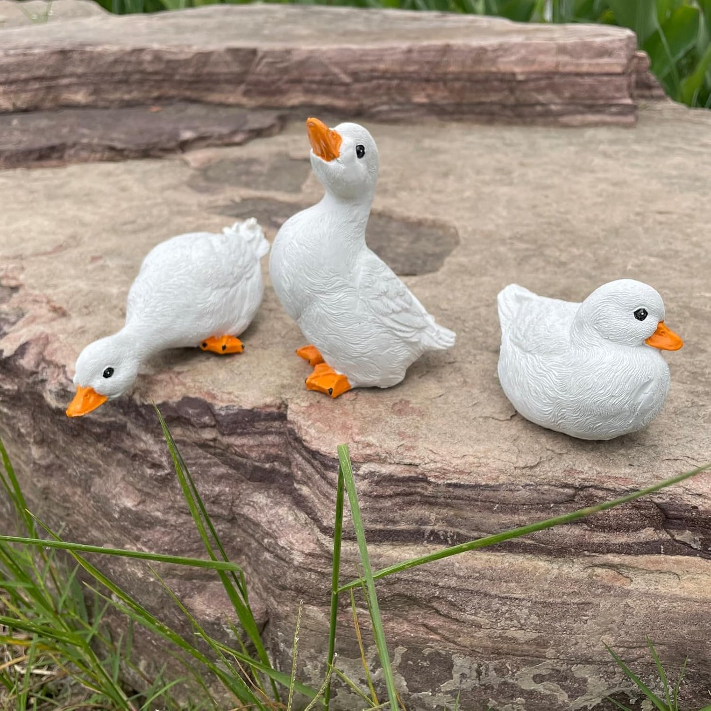 3PCS Garden Duck Statues Outdoor Decor, Garden Resin Duck Ornaments for Pond, Fish Tank, Yard, Poolside Rockery Landscape Decoration
