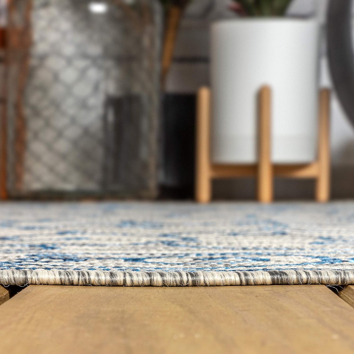 JONATHAN Y SMB106C-4SQ Charleston Vintage Filigree Textured Weave Gray/Navy 4' Square Indoor/Outdoor Area Rug, Pet Friendly, Non-Shedding, Stain Resistant, Easy-Cleaning for Backyard, Patio, Porch