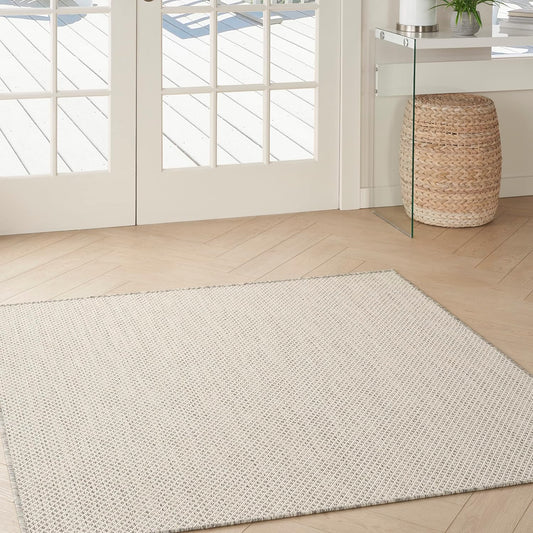 Nourison Home Courtyard 4' x Square Ivory Silver Fabric Modern Area Rug (4' Square)