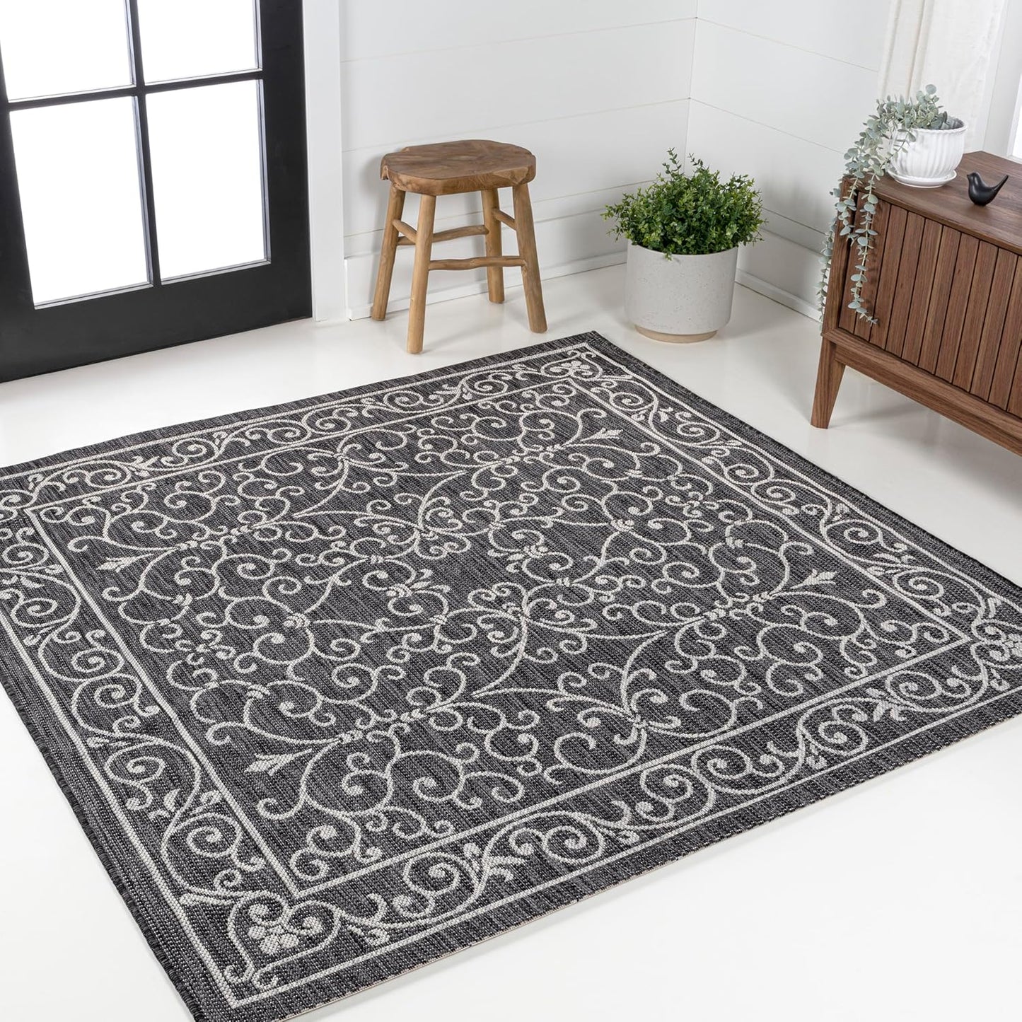 JONATHAN Y SMB106G-5SQ Charleston Vintage Filigree Textured Weave Black/Gray 5' Square Indoor/Outdoor Area Rug, Pet Friendly, Non-Shedding, Stain Resistant, Easy-Cleaning for Backyard, Patio, Porch