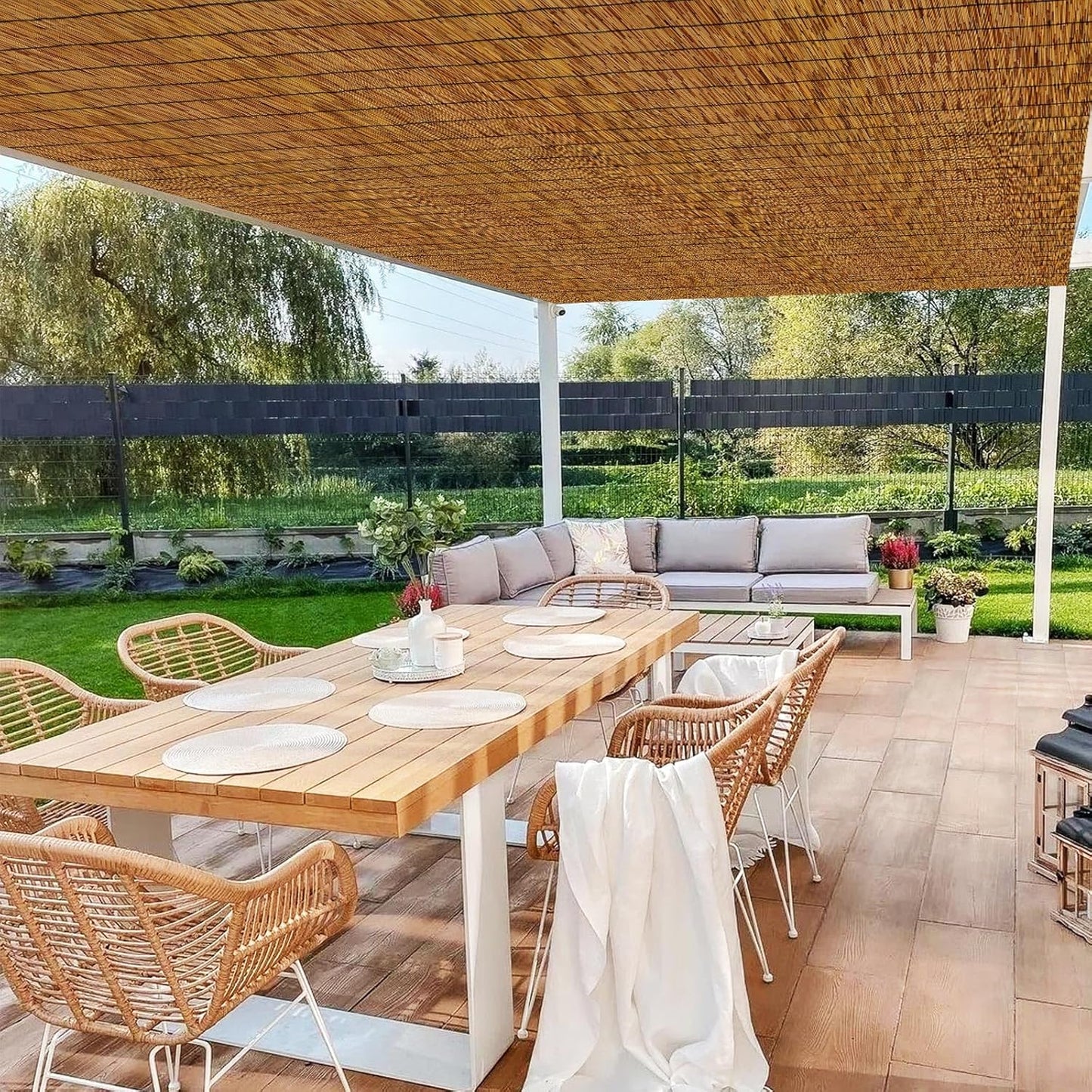 Reed Fencing Rolls,Bamboo Screens Outdoor for Patio,6 Feet High,Suitable for Patio Garden Balcony Terrace and Courtyard Shading 6x16FT