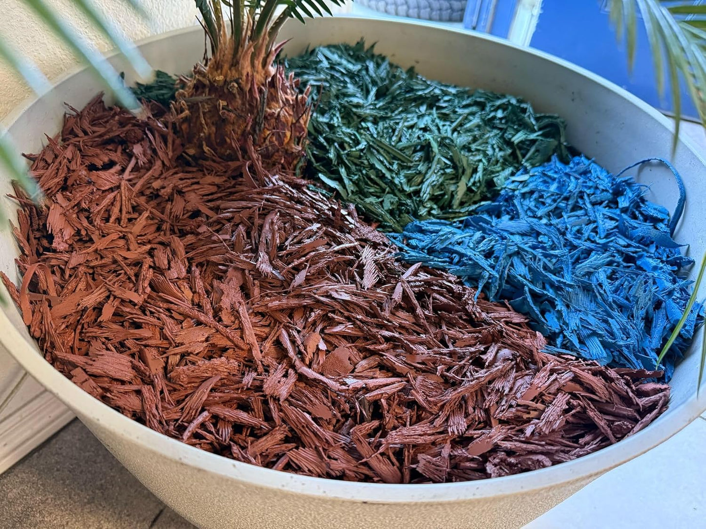 100% Wire-Free Shredded Rubber Mulch – Red – 20 lb (1.2 cu ft) – Long-Lasting, Low Maintenance, Safe for Kids & Pets – Ideal for Landscaping & Playgrounds