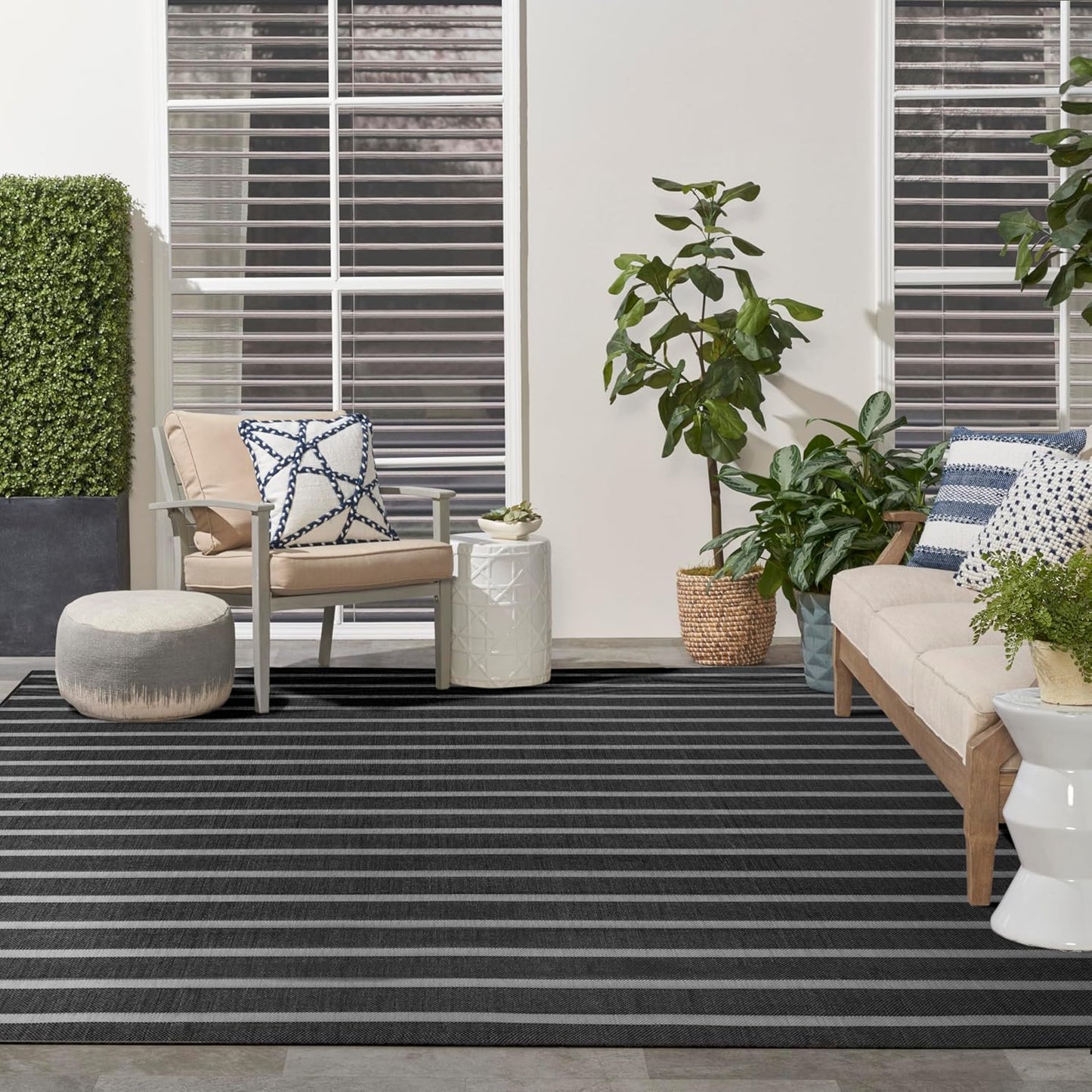 Nourison Home Positano Indoor/Outdoor Black Ivory 9' x 12' Area Rug, Easy Cleaning, Non Shedding, Bed Room, Living Room, Dining Room, Backyard, Deck, Patio (9x12)