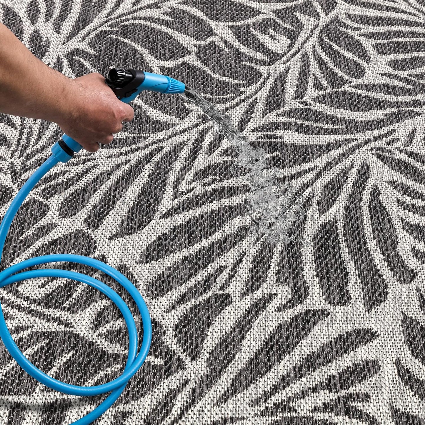 Keen Home Design Terrace Outdoor Round Rug - 8ft Round Washable Indoor/Outdoor Rug for Patio, Kitchen, Balcony, Beach, Garden, Deck and Porch, Size: 7'7" Round