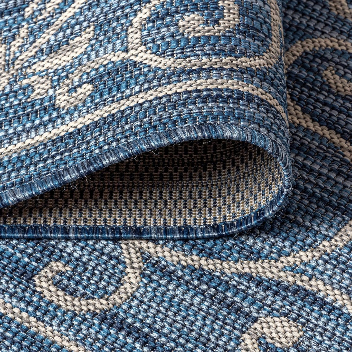 JONATHAN Y SMB106D-4R Charleston Vintage Filigree Textured Weave Navy/Gray 4' Round Indoor/Outdoor Area Rug, Pet Friendly, Non-Shedding, Stain Resistant, Easy-Cleaning for Backyard, Patio, Porch