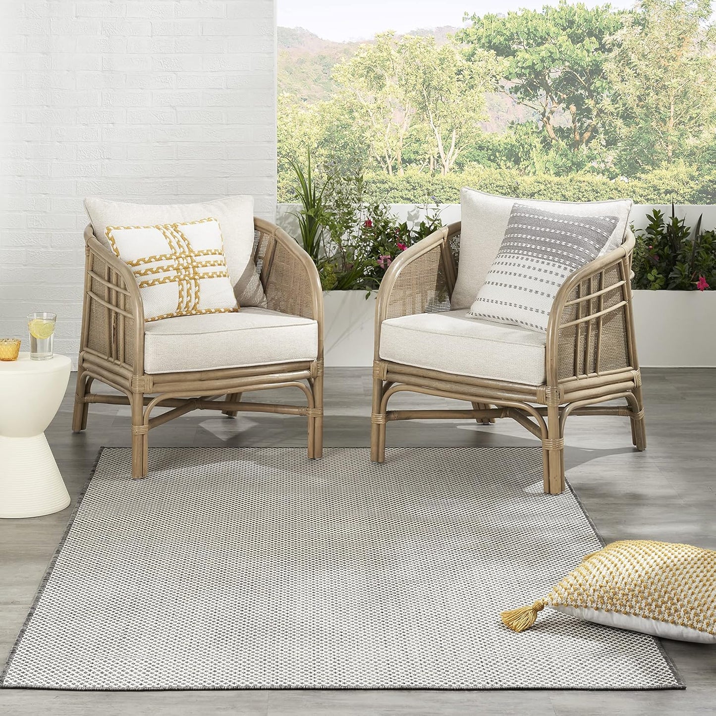 Nourison Home Courtyard 48" x 72" Fabric Indoor/Outdoor Rug in Ivory Charcoal